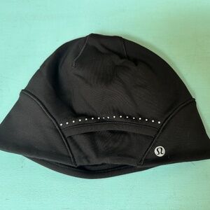 NWT Lululemon Run For It All Beanie - One Size - Black MSRP $38